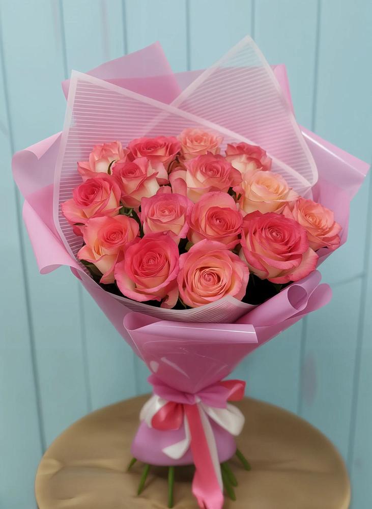 Букет 15 Розовых роз Равель в Сазоново