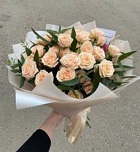 Букет Кремовые розы Латте в Сазоново