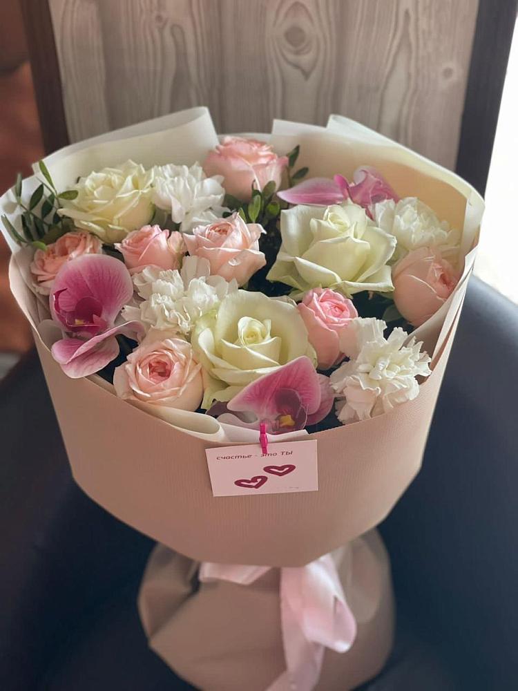 Букет цветов из: Орхидеи, Розы и Гвоздики в Сазоново