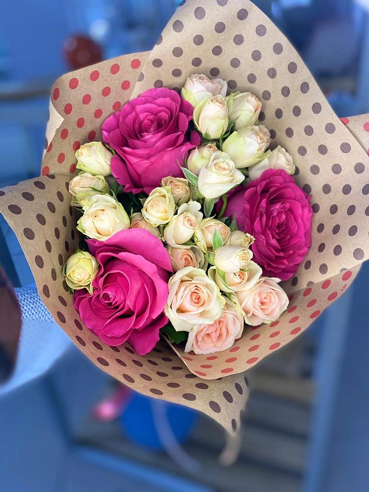 Букет цветов из: Розы в Сазоново