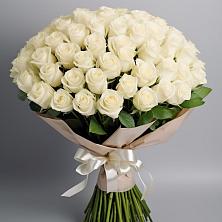 Букет 101 беля роза Белоснежка в Сазоново