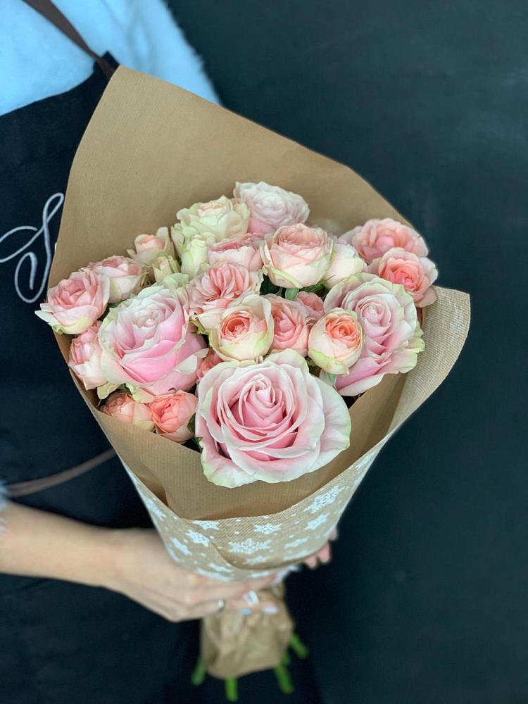 Букет цветов из: Хризантемы и Розы в Сазоново