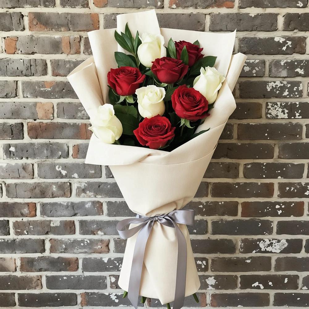 Букет цветов из: Розы в Сазоново