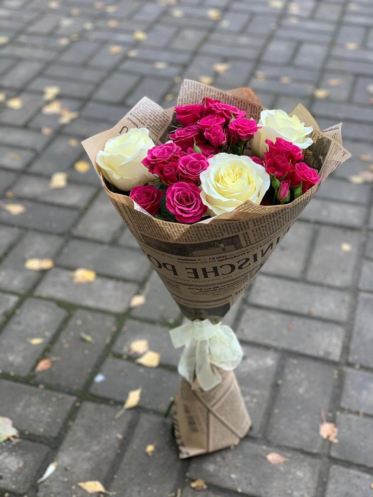 Букет цветов из: Розы в Сазоново