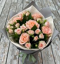 Букет цветов из:  Розы в Сазоново