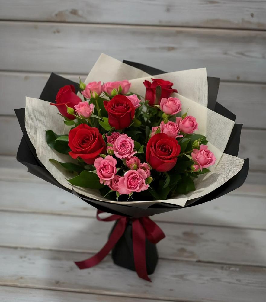 Букет цветов из: Розы в Сазоново