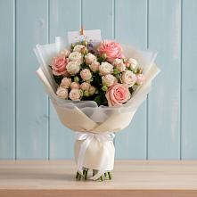 Букет цветов из:  Розы в Сазоново