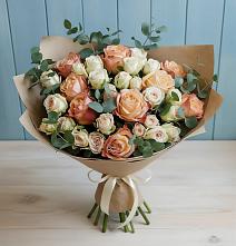 Букет цветов из:  Альстромерии и Розы в Сазоново