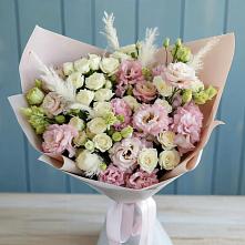 Букет цветов из:  Альстромерии и Розы в Сазоново